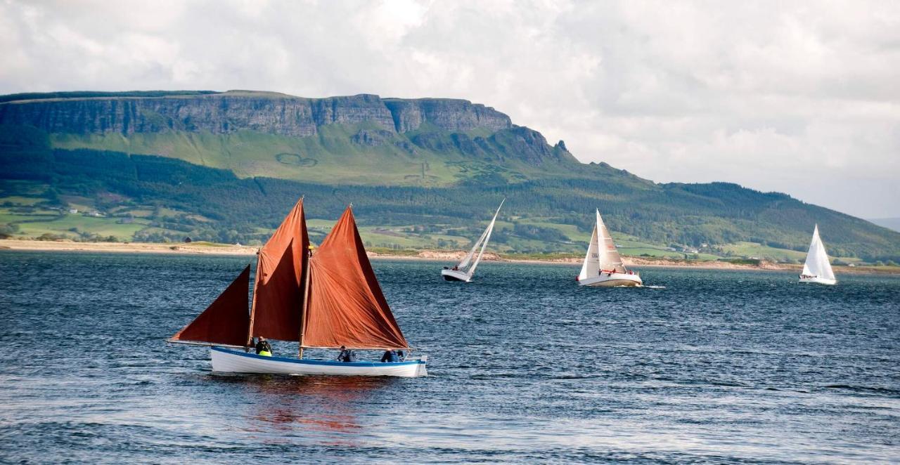 Joyce'S Carndonagh Inishowen Eksteriør bilde