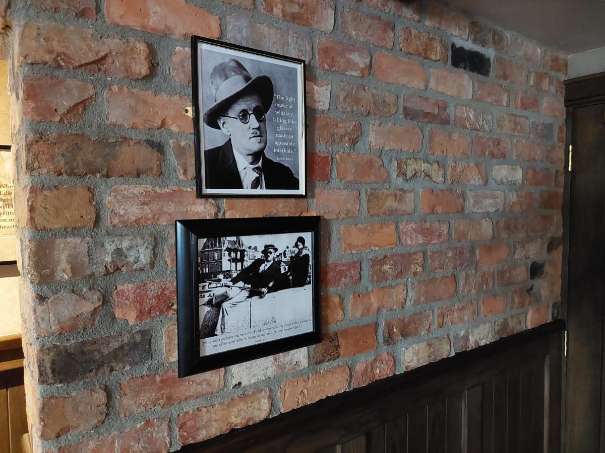 Joyce'S Carndonagh Inishowen Eksteriør bilde